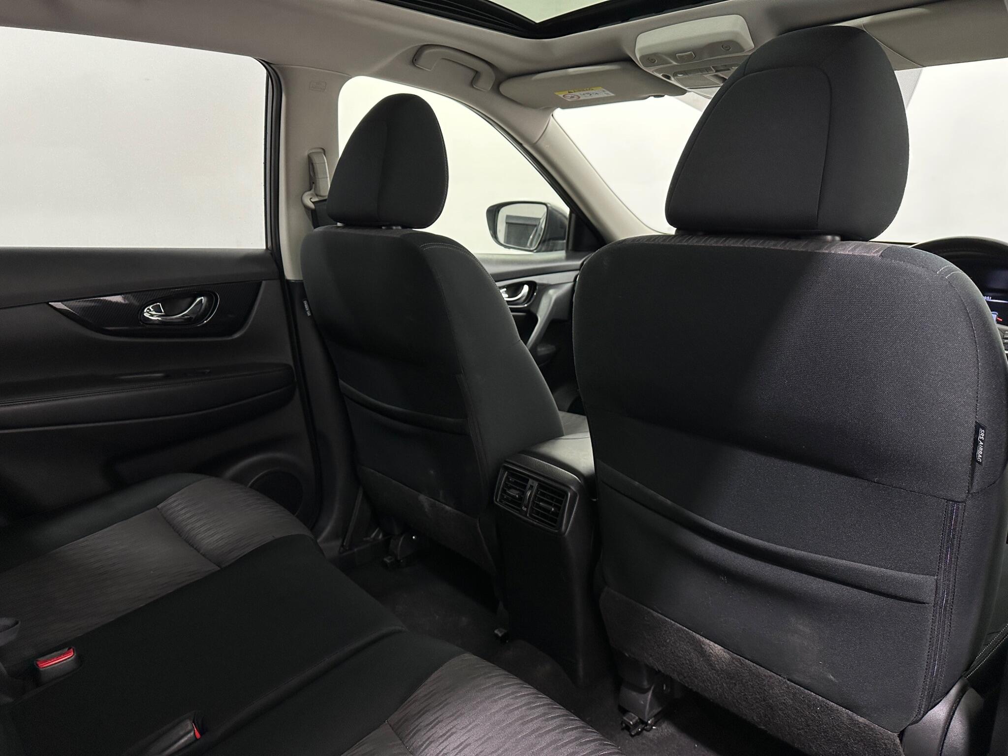 Nissan X-Trail view 41