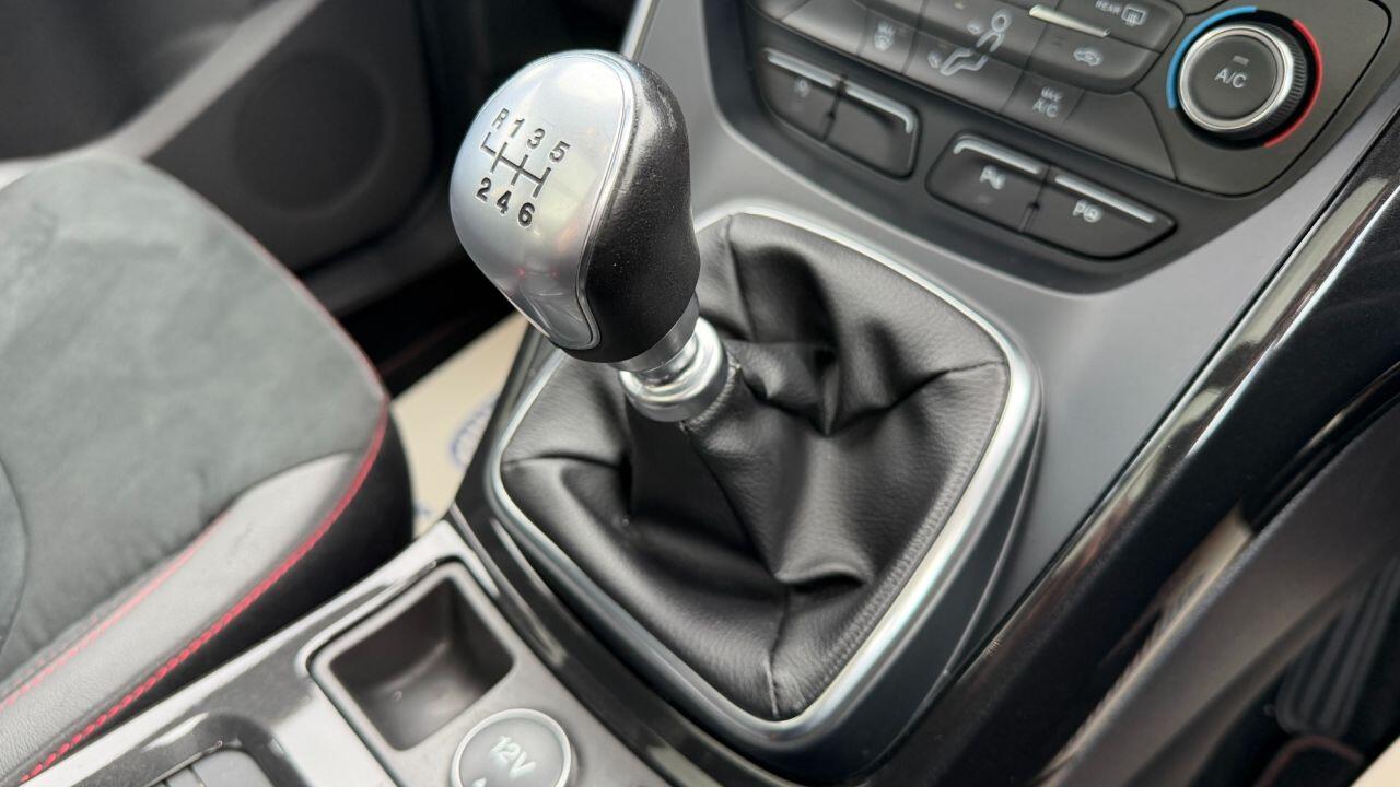 Ford Kuga view 27