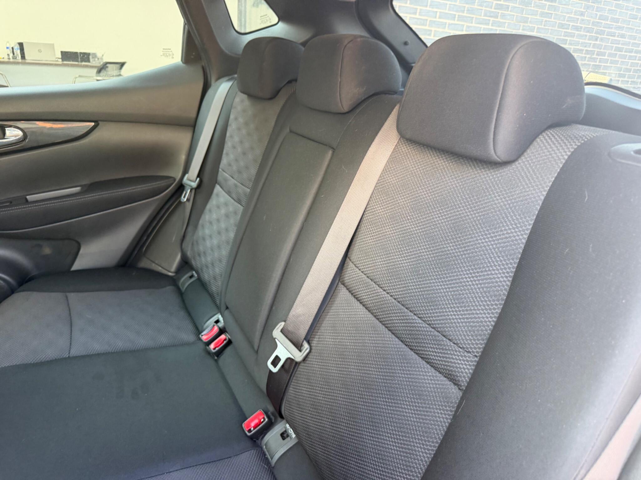 Nissan Qashqai view 27