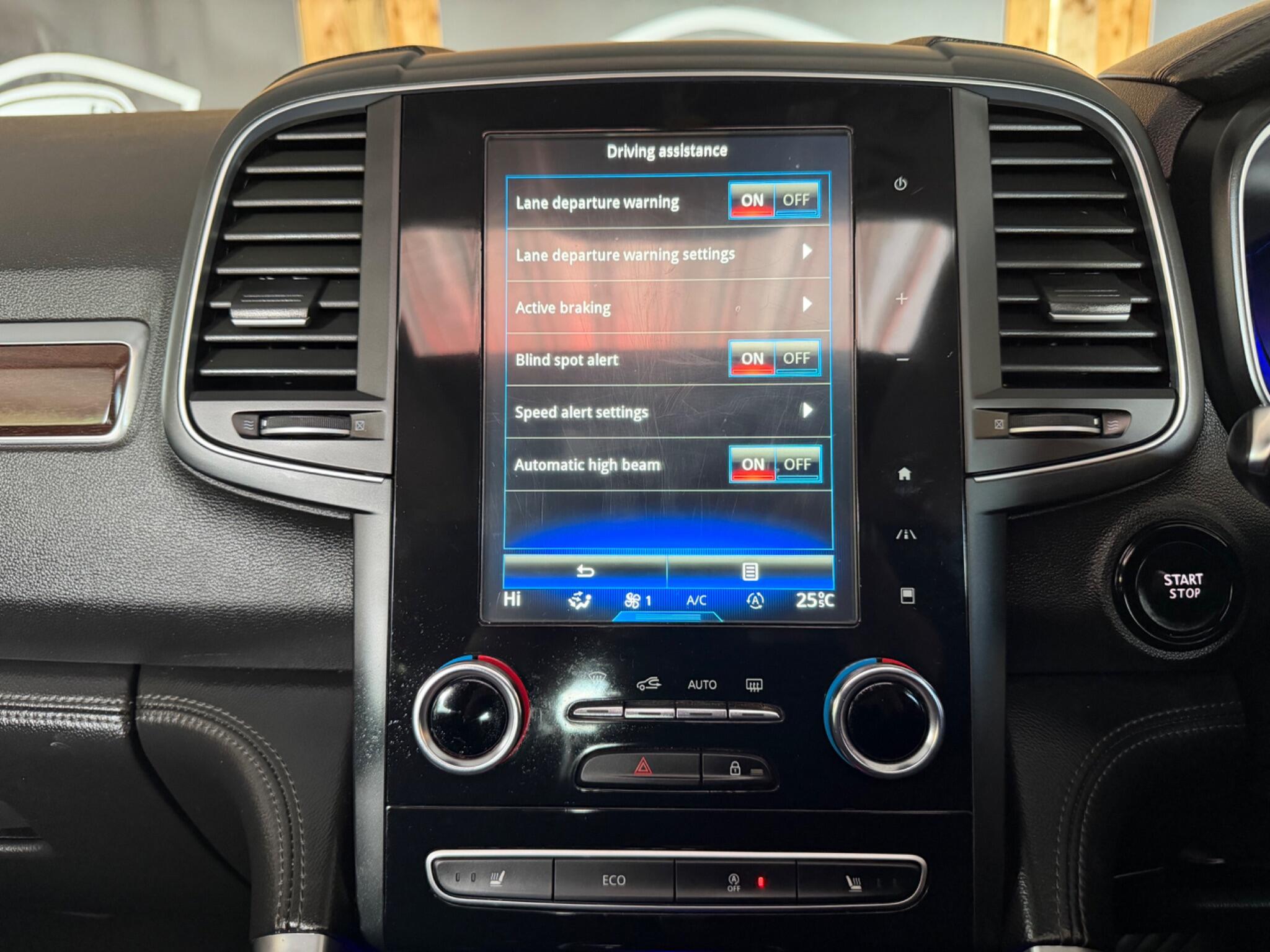 Renault Koleos view 41