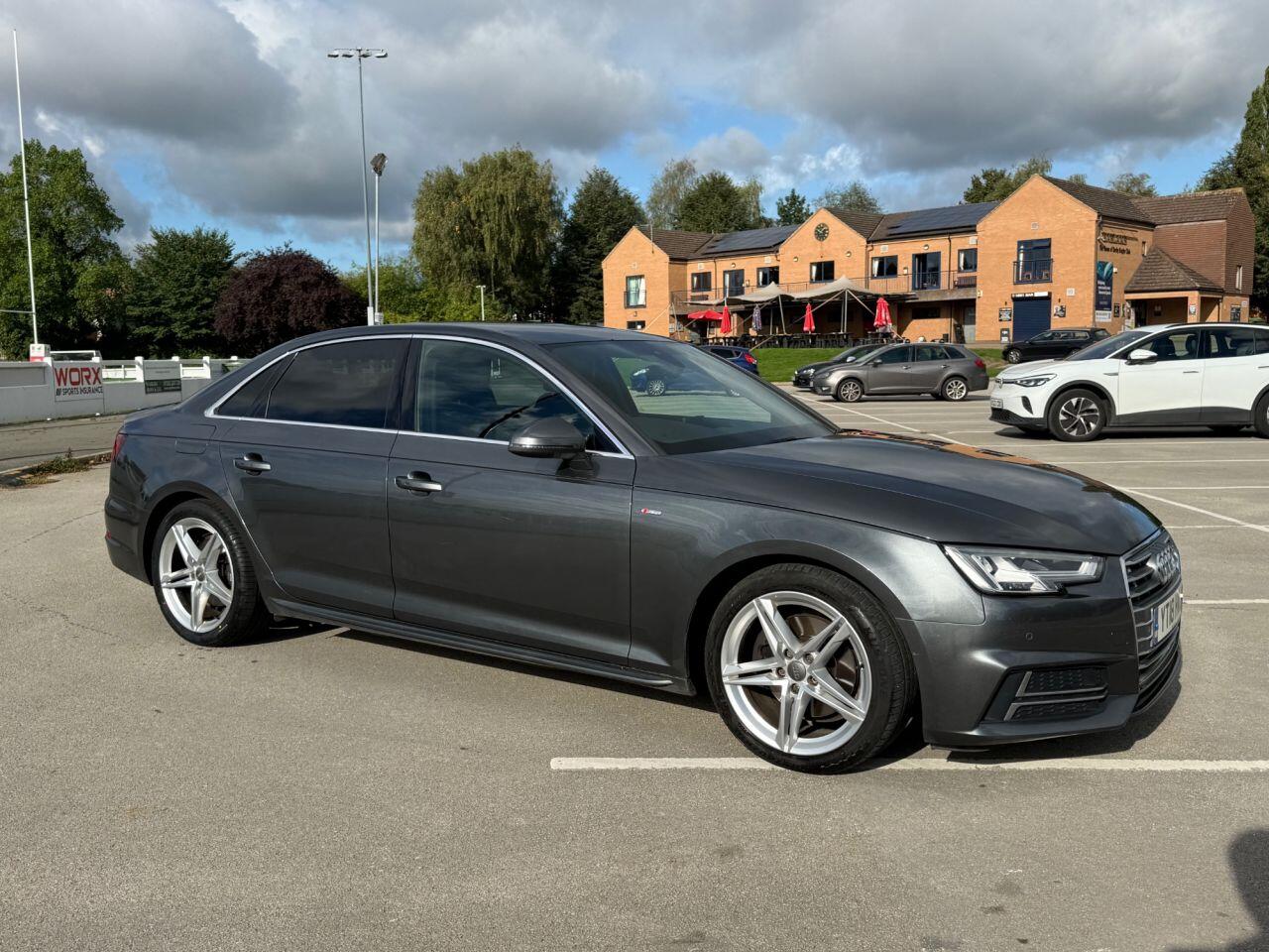 Audi A4 view 27