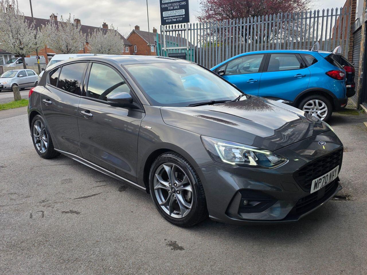 Ford Focus view 14