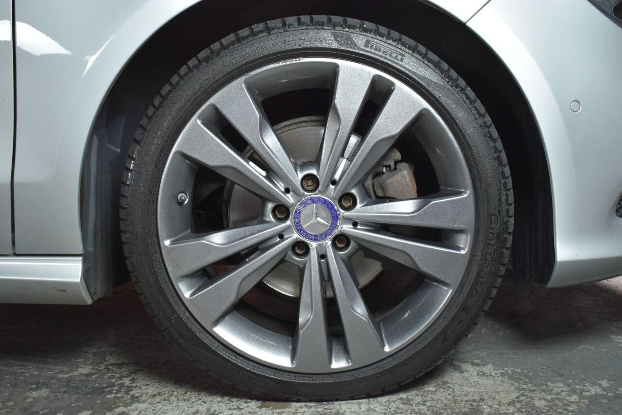 Mercedes-Benz Cla view 36