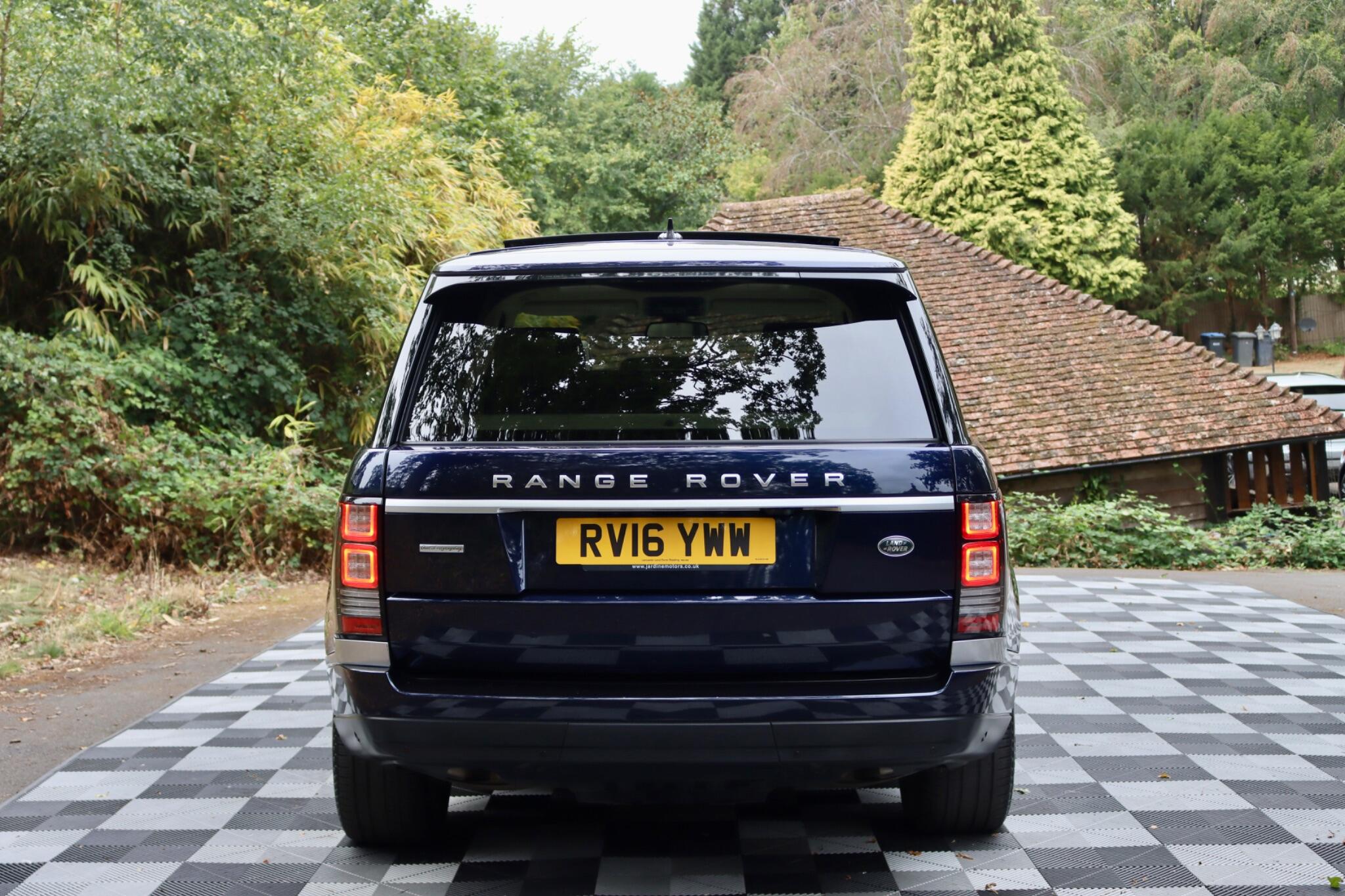 Land Rover Range Rover view 33