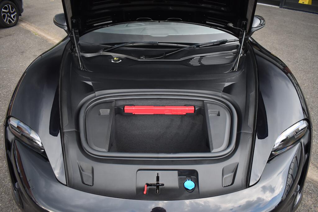 Porsche Taycan view 82