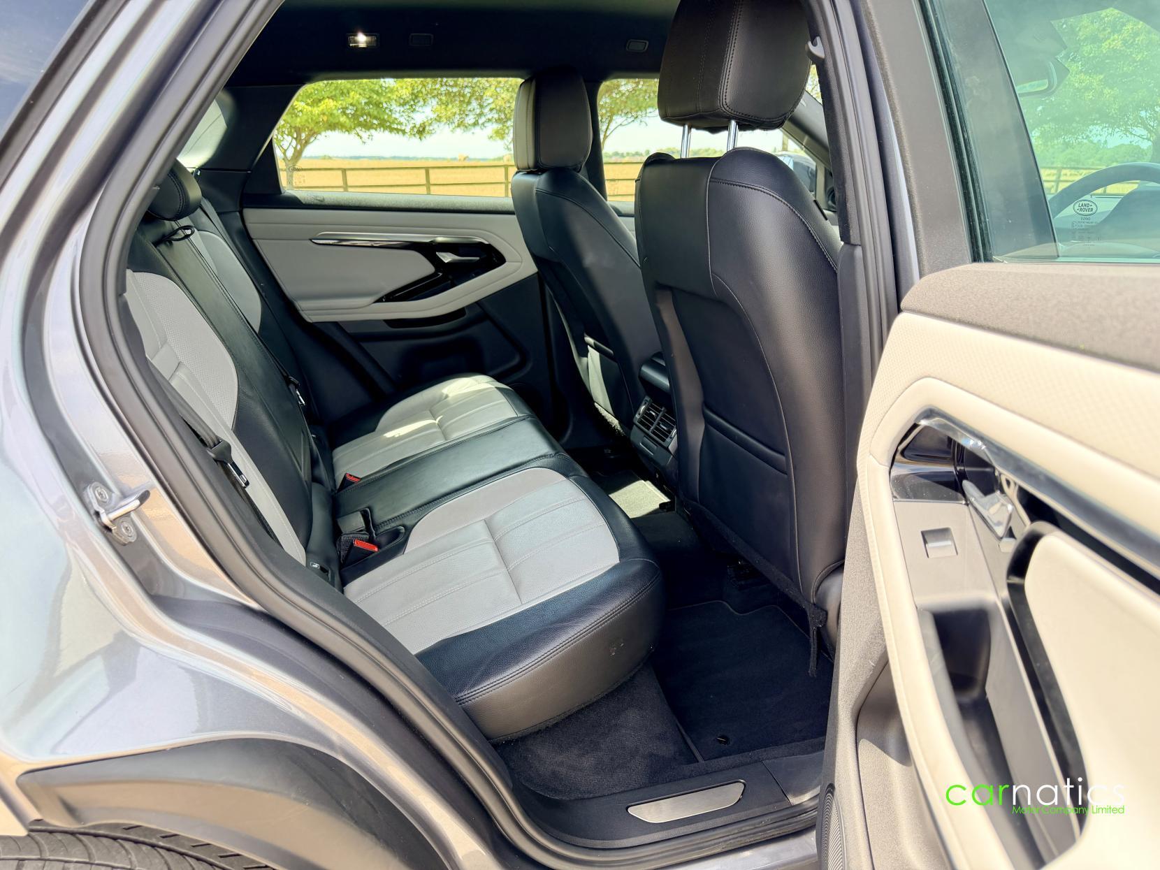 Land Rover Range Rover Evoque view 45