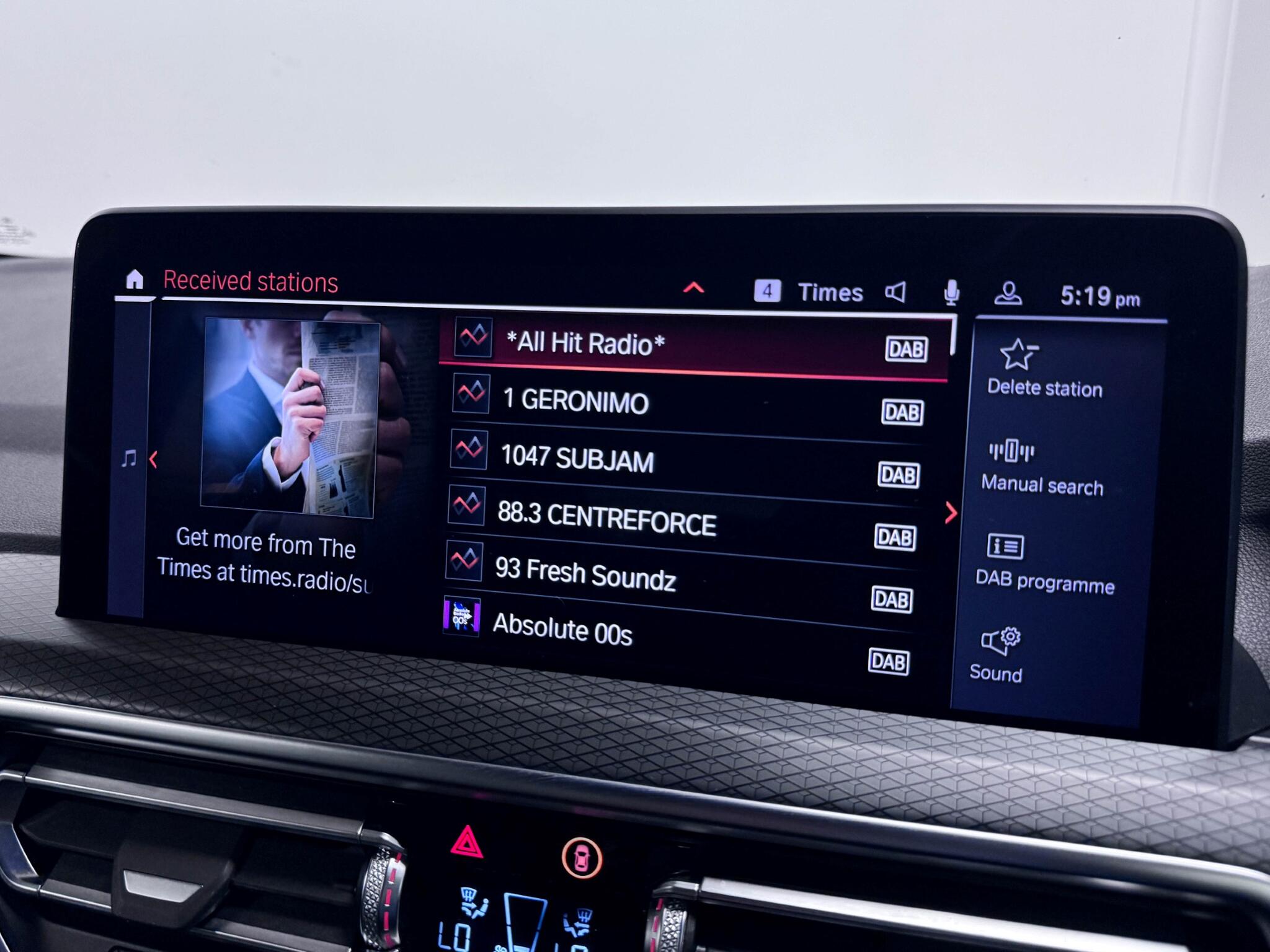 BMW X4 view 42