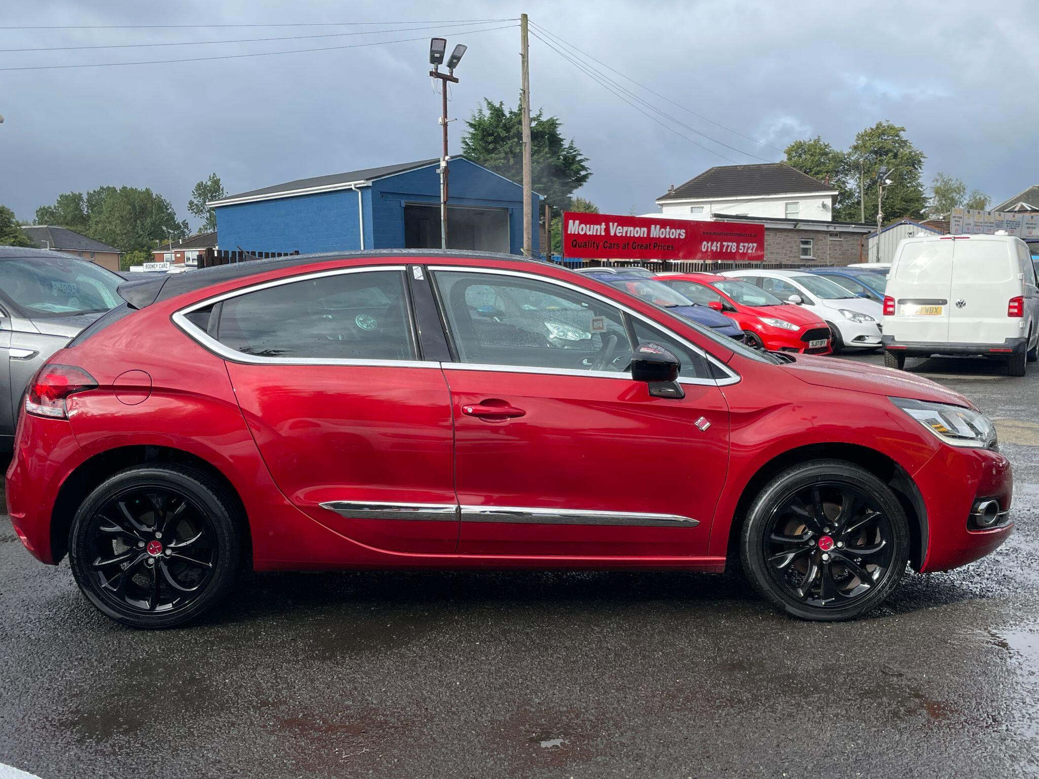 DS Automobiles DS 4 view 15