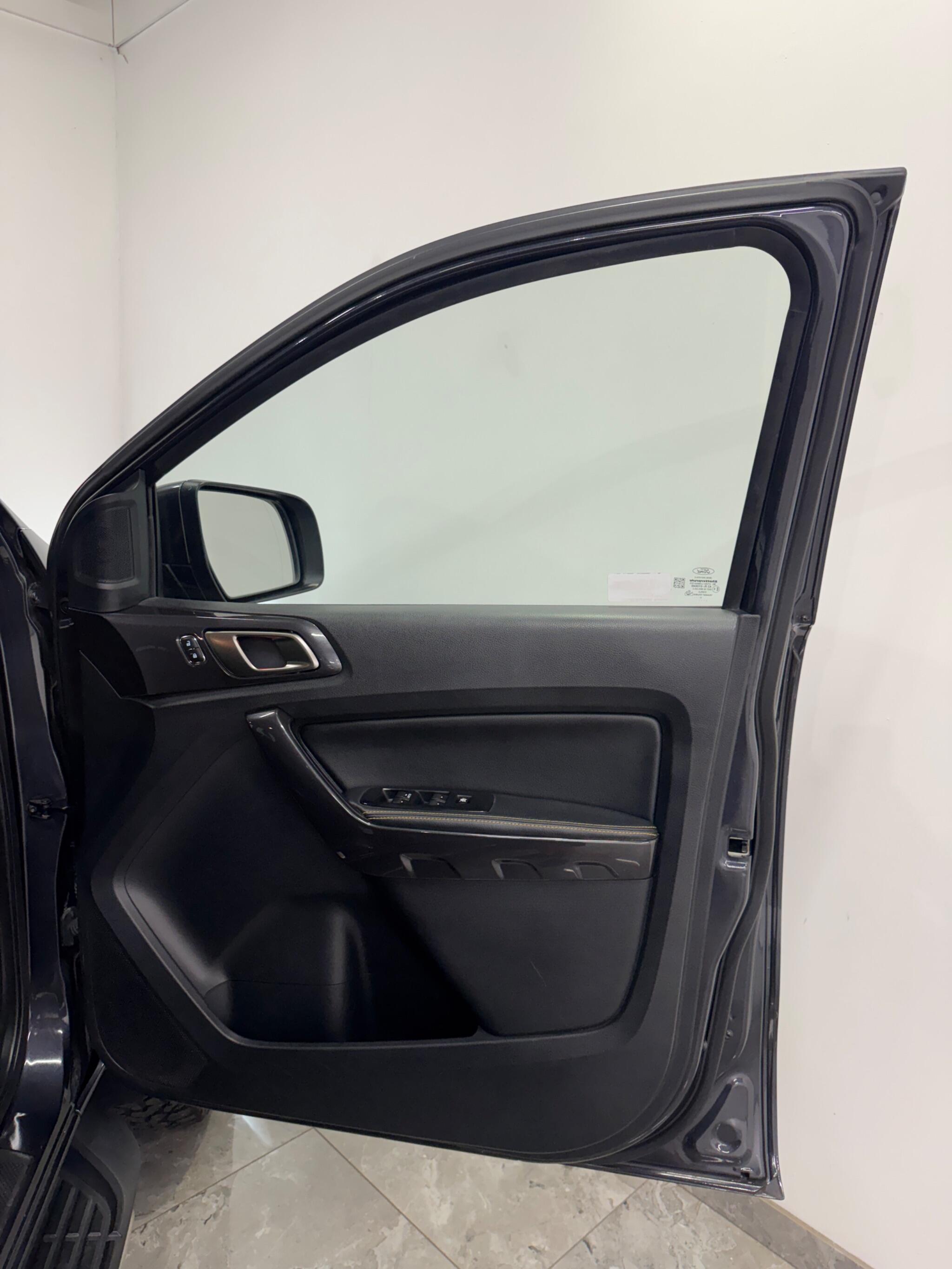 Ford Ranger view 12