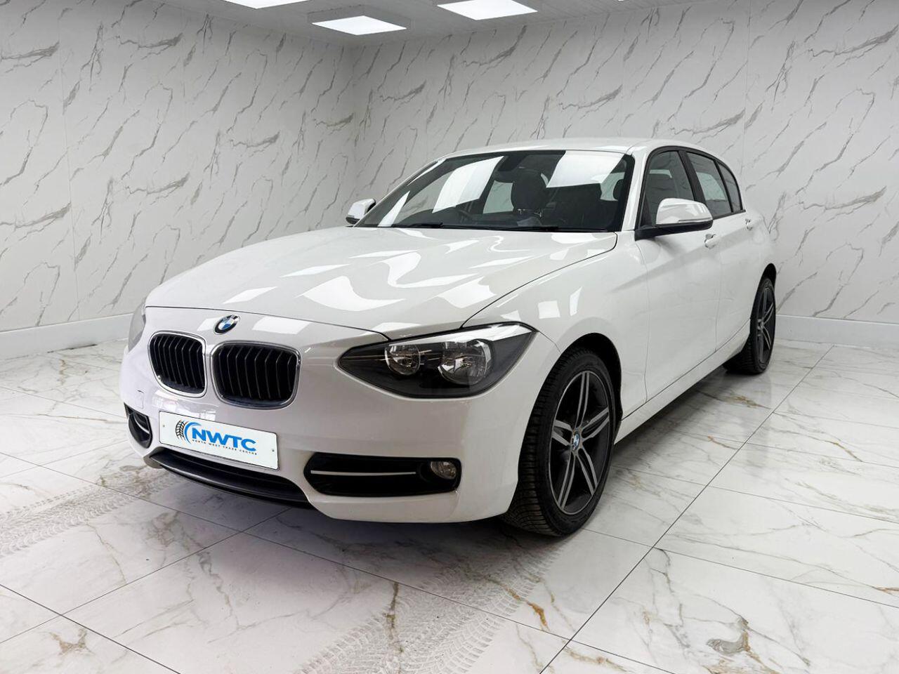 BMW 1 Series view 6