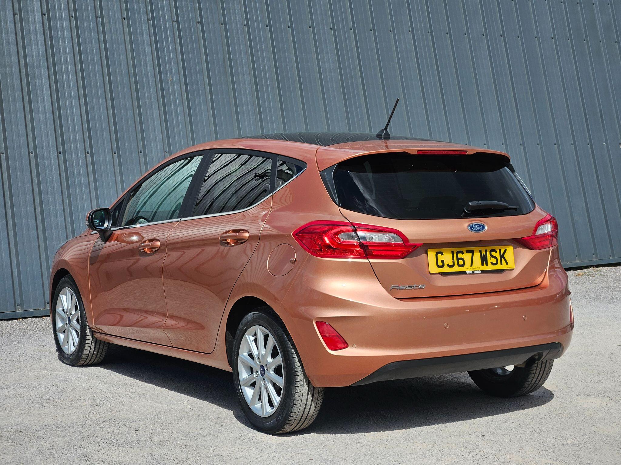 2017 Ford Fiesta image 13