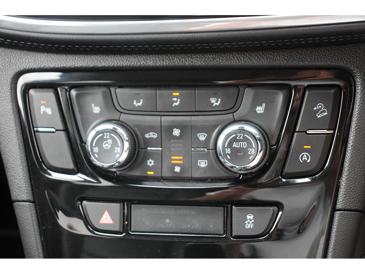 Vauxhall Mokka X view 25