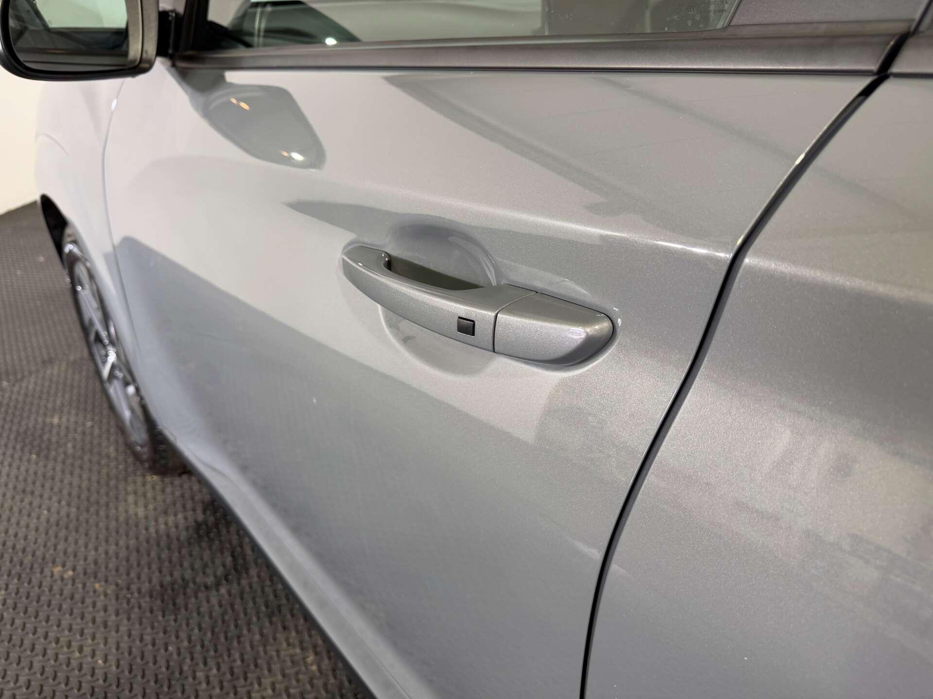 Hyundai Kona view 55