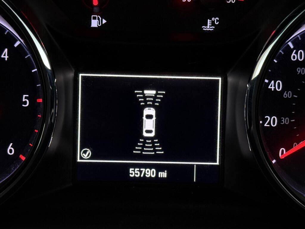 Vauxhall Astra view 15