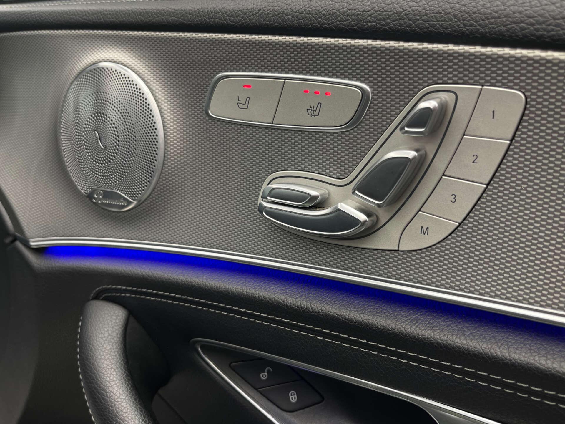 Mercedes-Benz E Class view 12