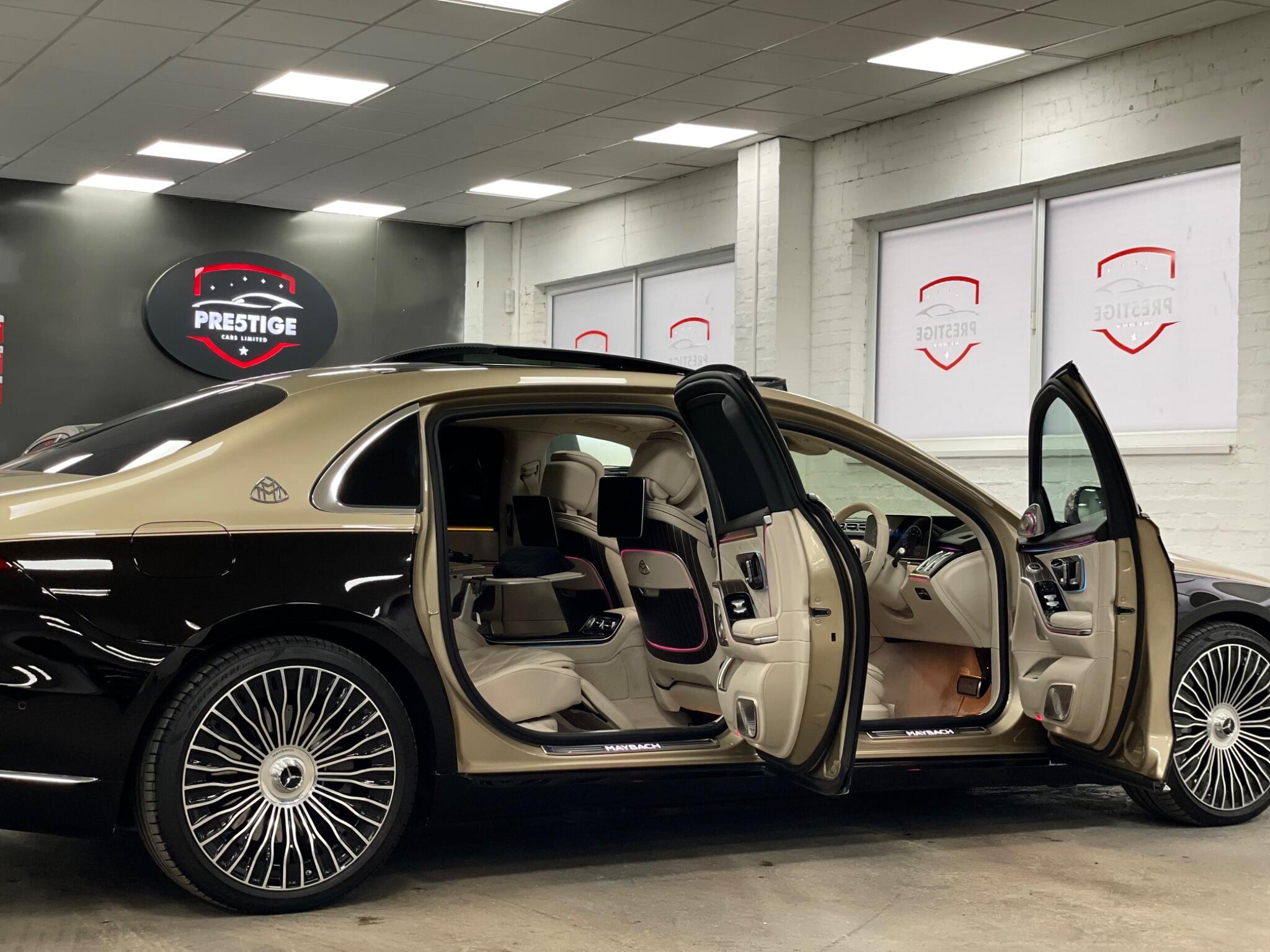 Mercedes-Benz S-Class view 31