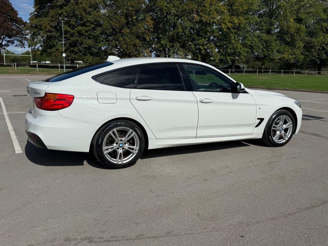 BMW 3 Series Gran Turismo view 23