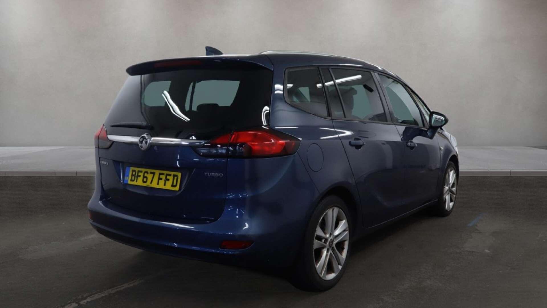 Vauxhall Zafira Tourer view 10