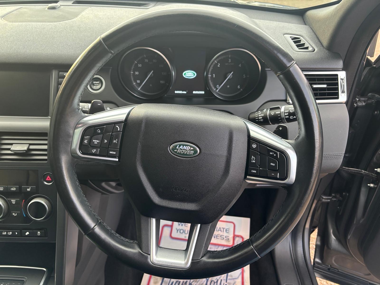 Land Rover Discovery Sport view 32