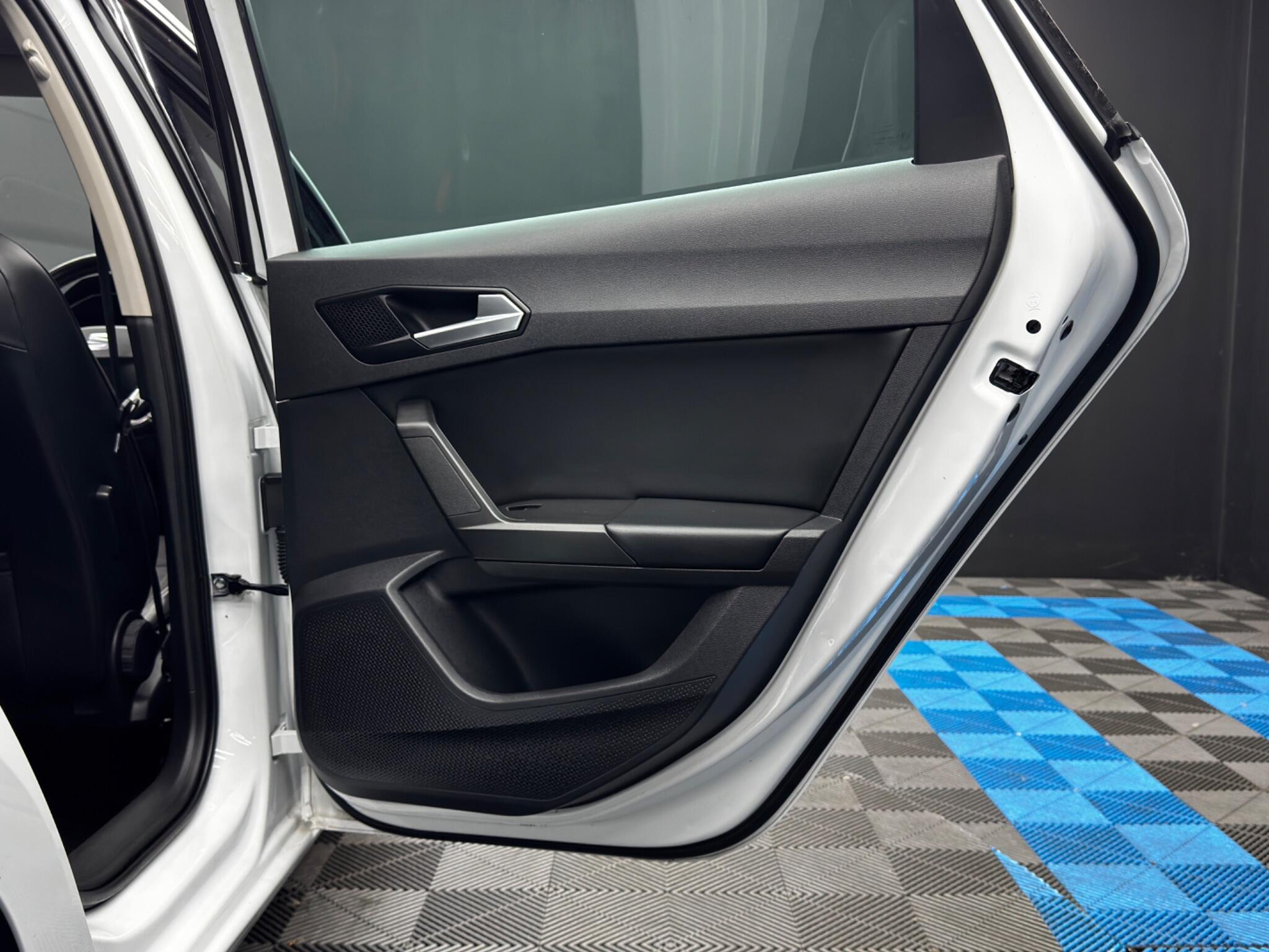 Seat Leon view 40