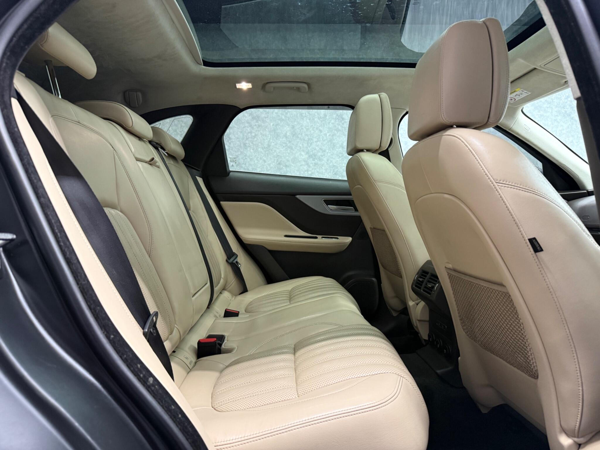 Jaguar F-Pace view 8