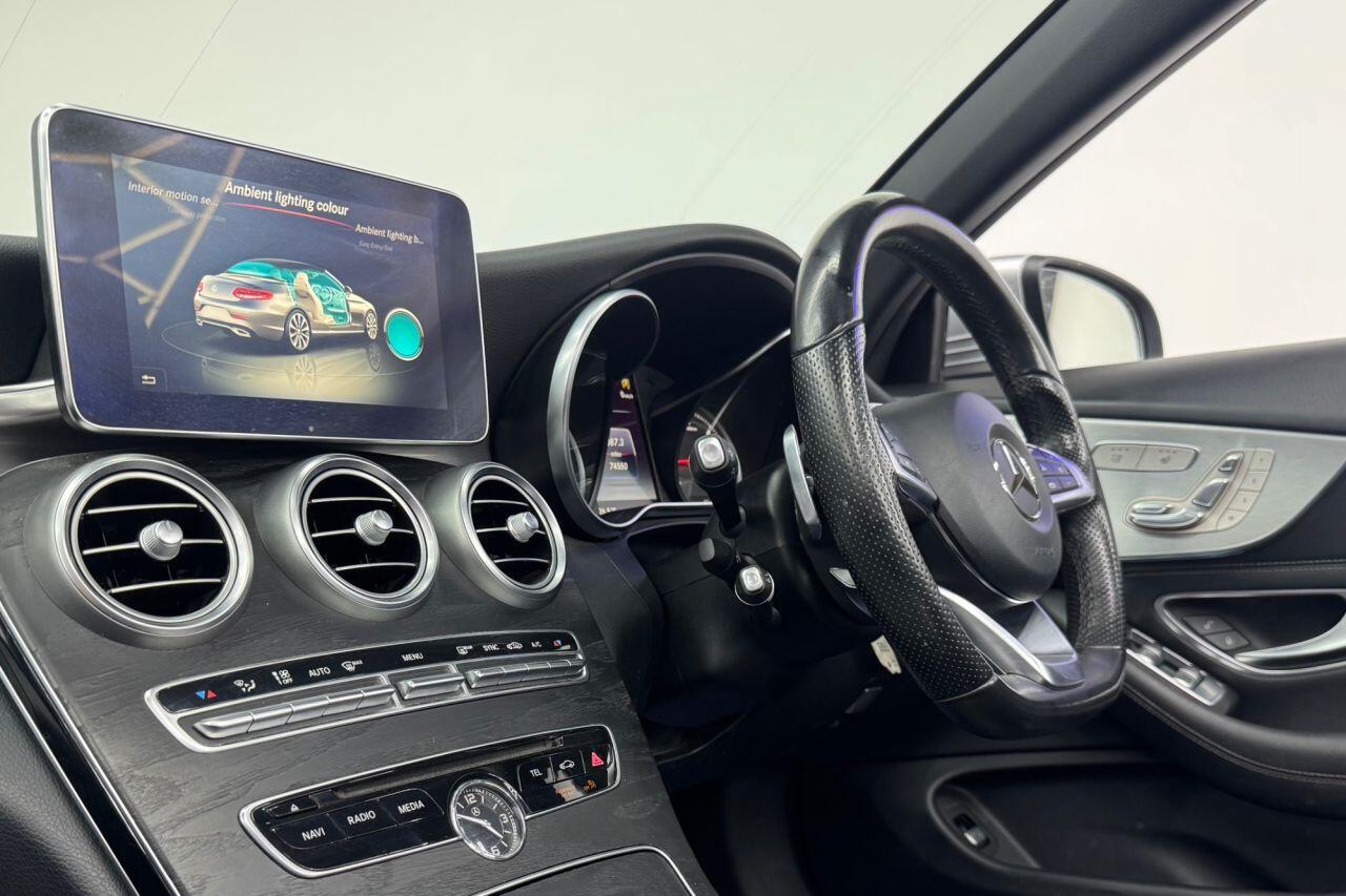 Mercedes-Benz C-Class view 47