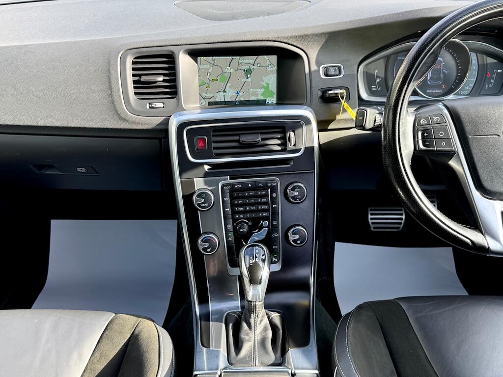 Volvo V60 view 27