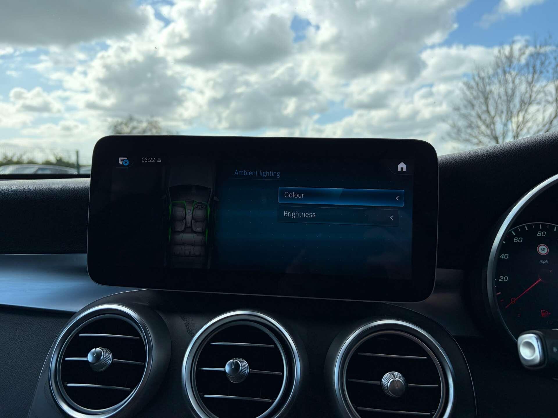 Mercedes-Benz GLC view 62