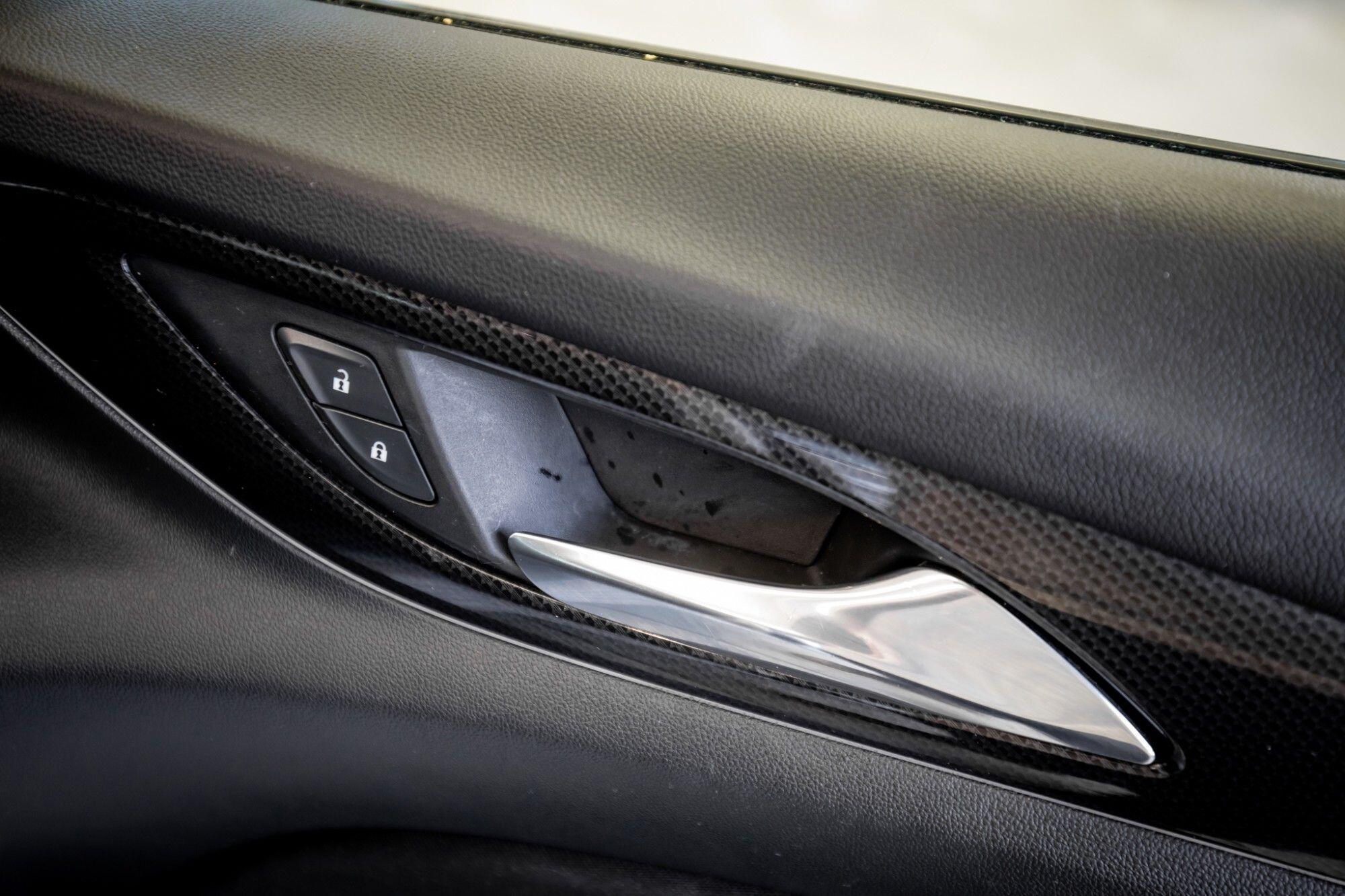 Vauxhall Insignia view 19