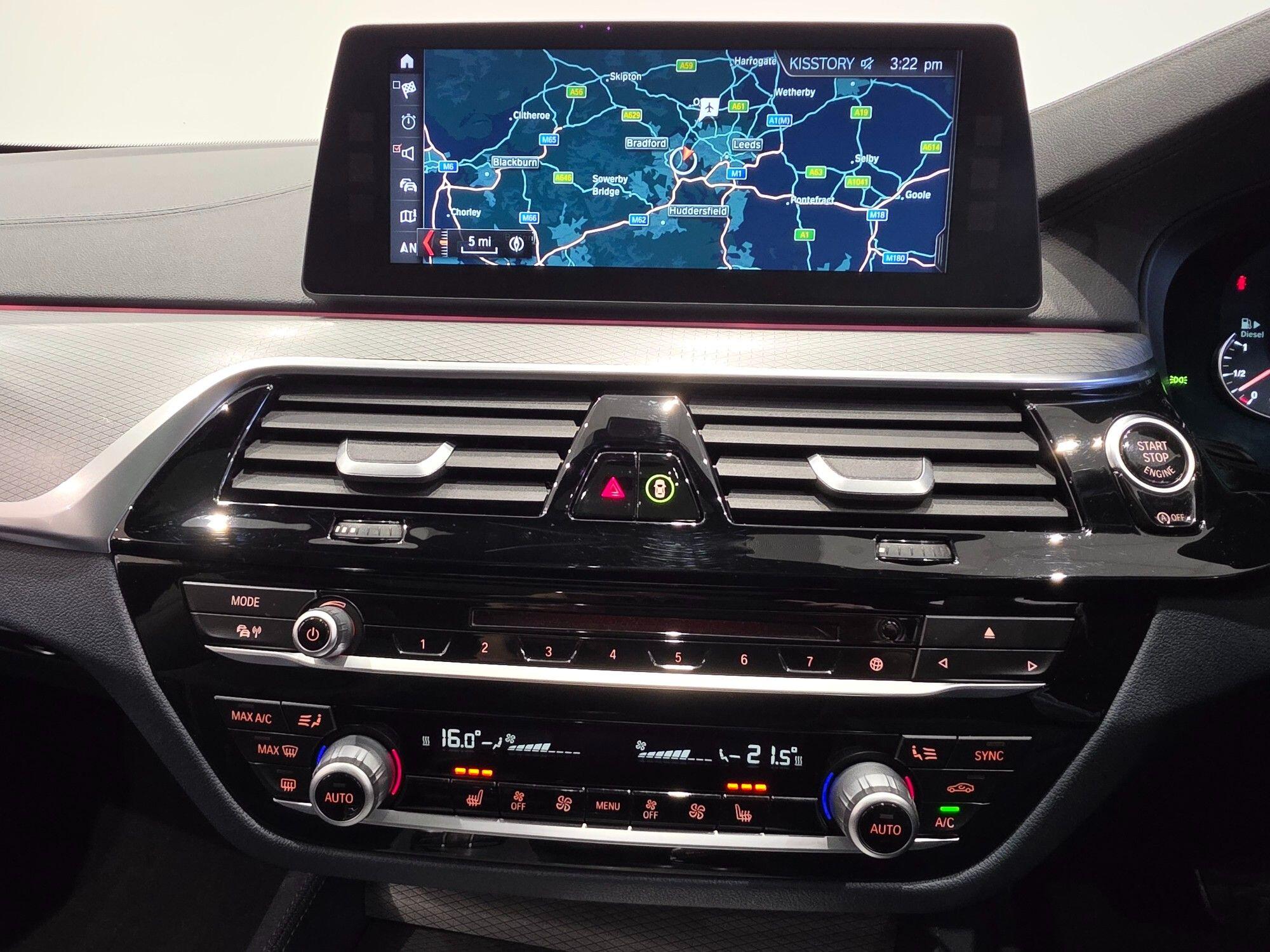 BMW 5 Series view 95