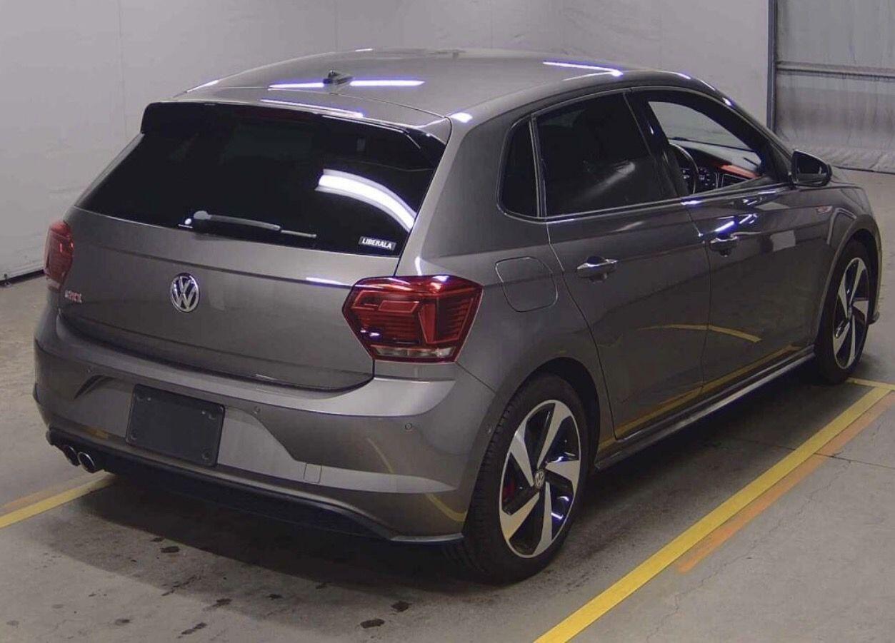 Volkswagen Polo view 4