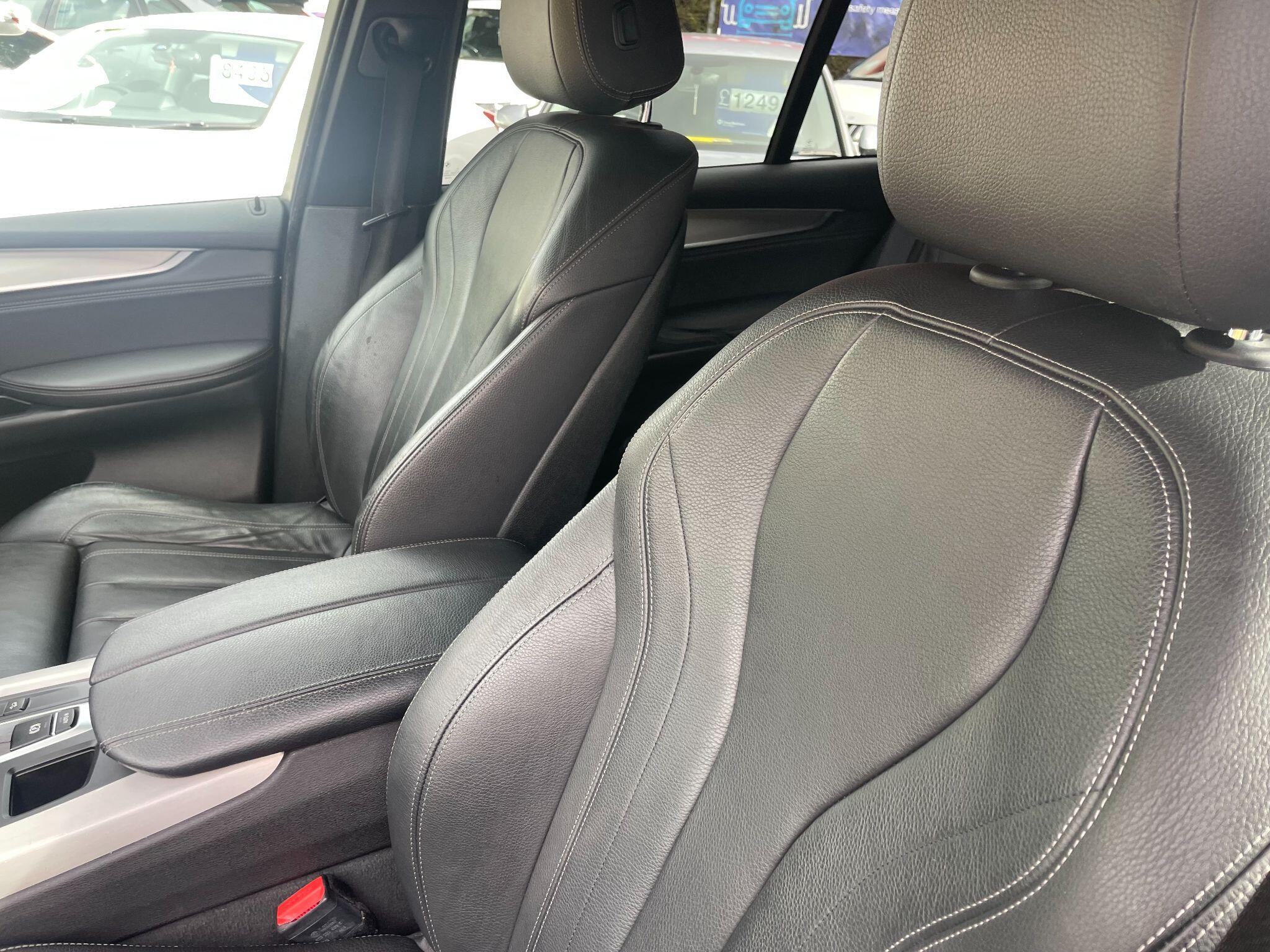 BMW X5 view 38