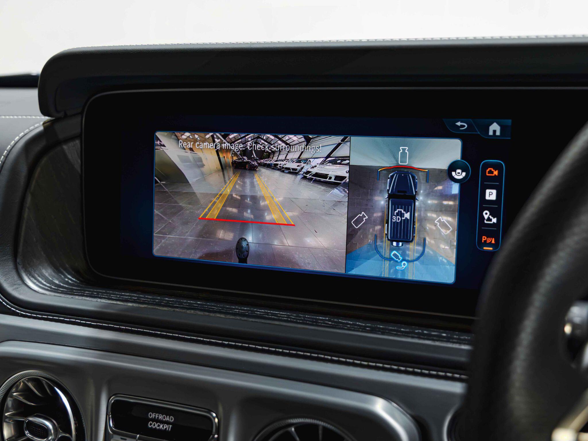 Mercedes-Benz G Class view 25