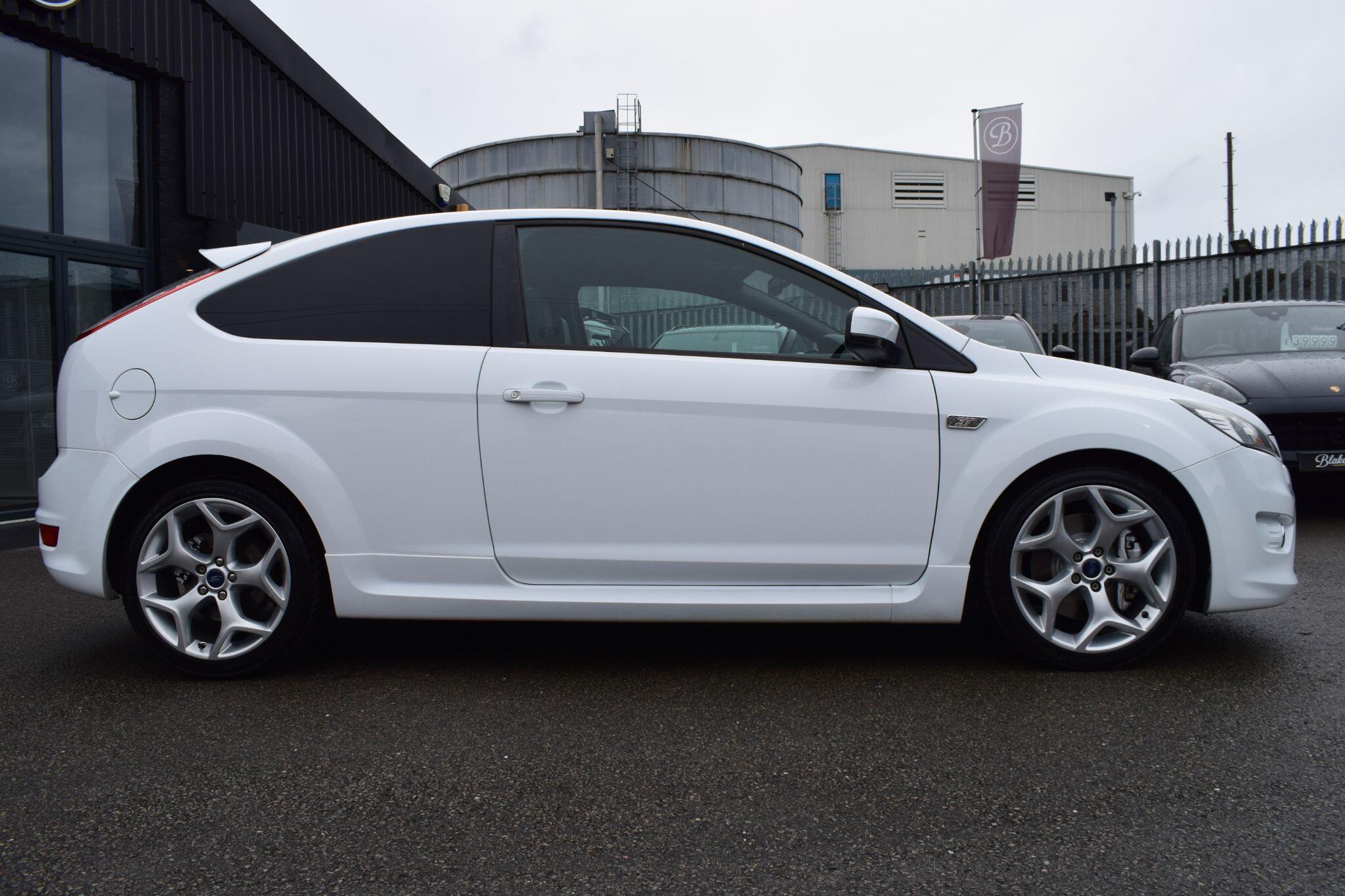 Ford Focus view 4