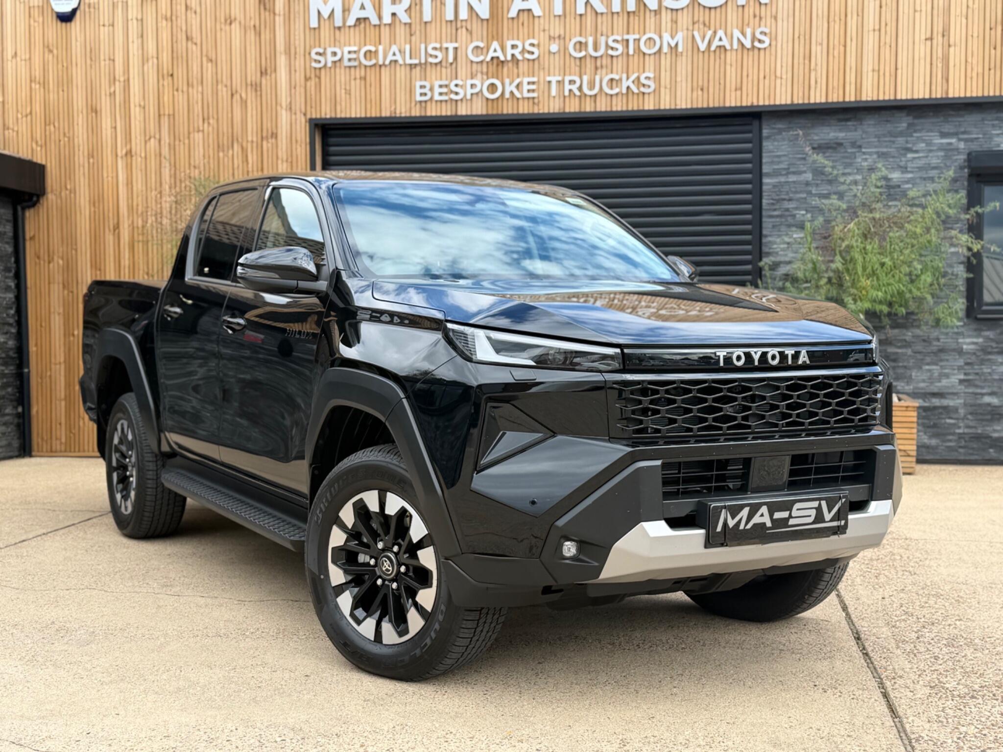 Toyota Hilux view 2