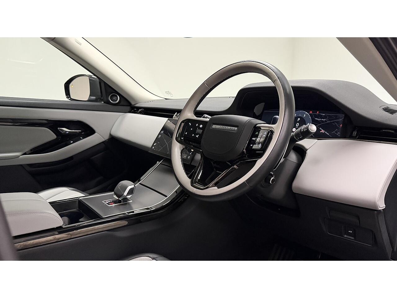 Land Rover Range Rover Evoque view 28
