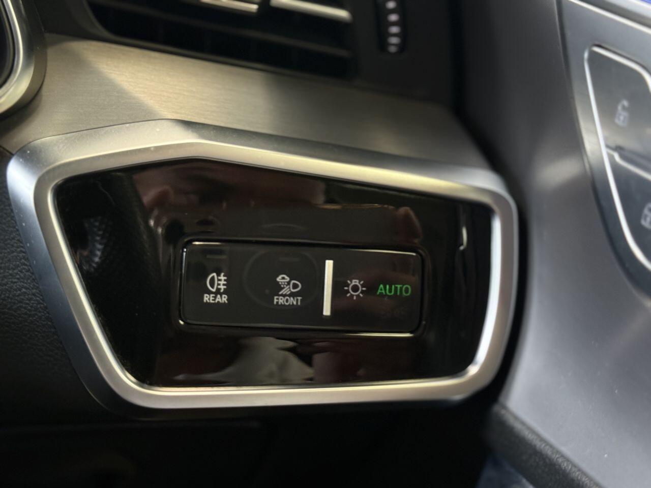 Audi A7 view 43