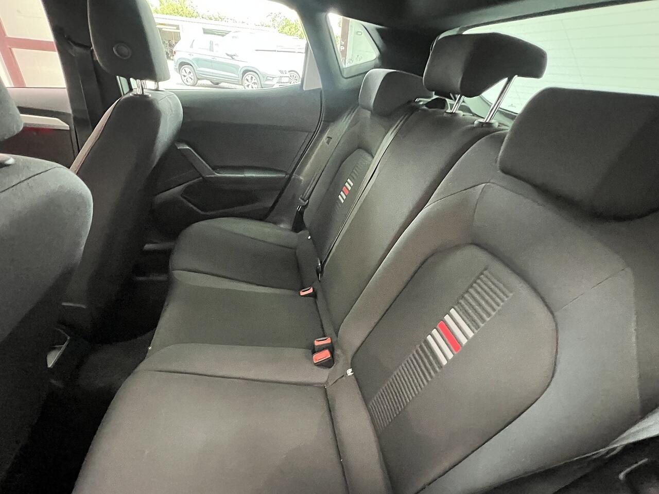 SEAT Ibiza view 18