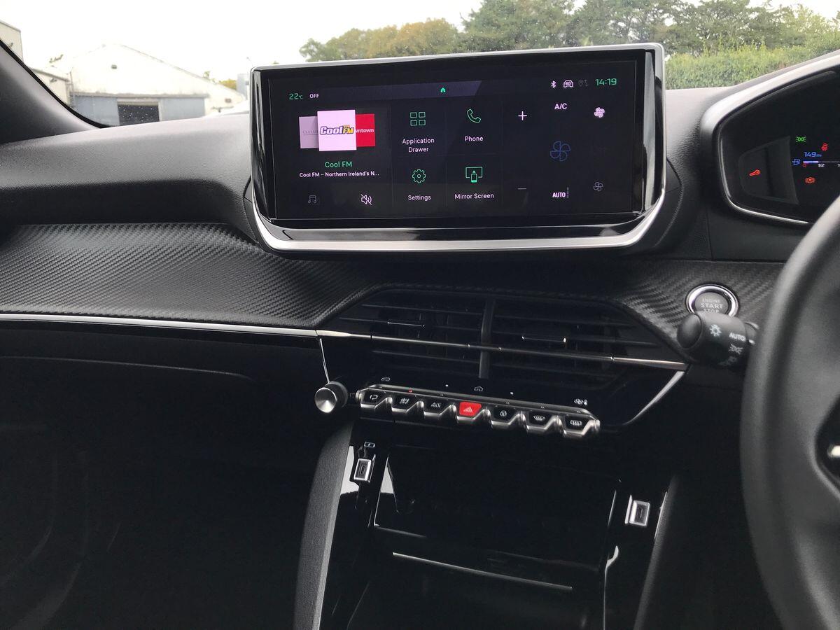 Peugeot 2008 view 13