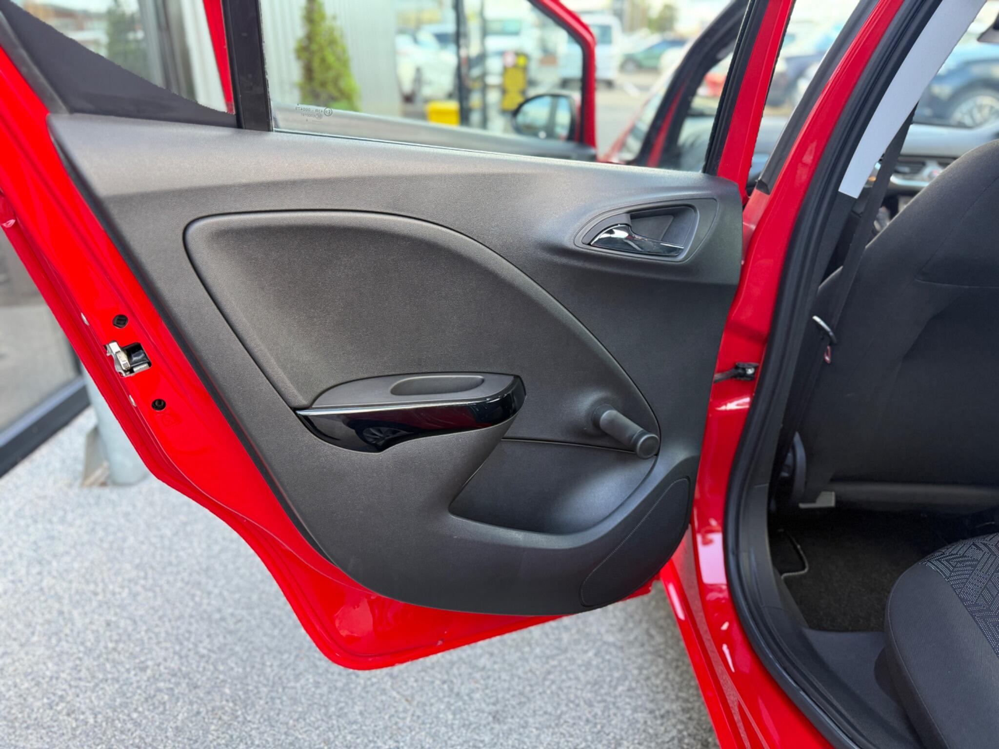 Vauxhall Corsa view 38