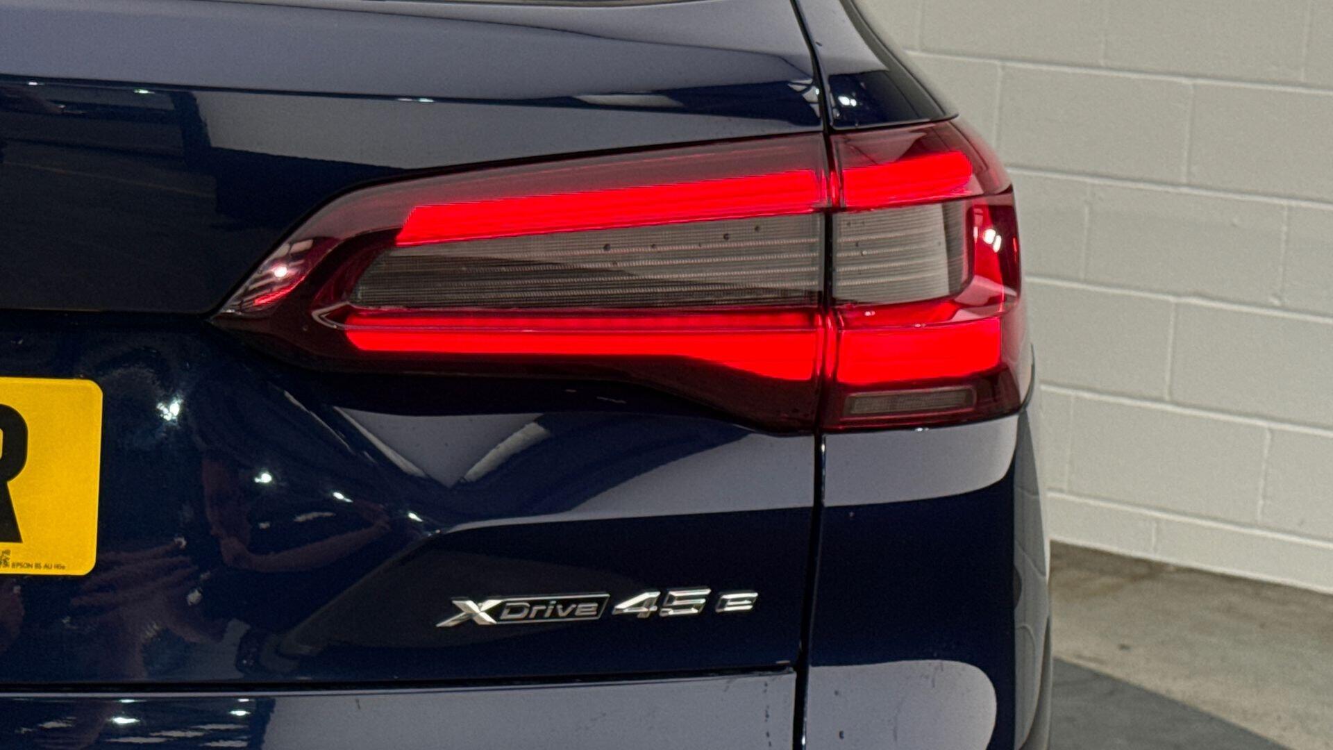 BMW X5 view 23