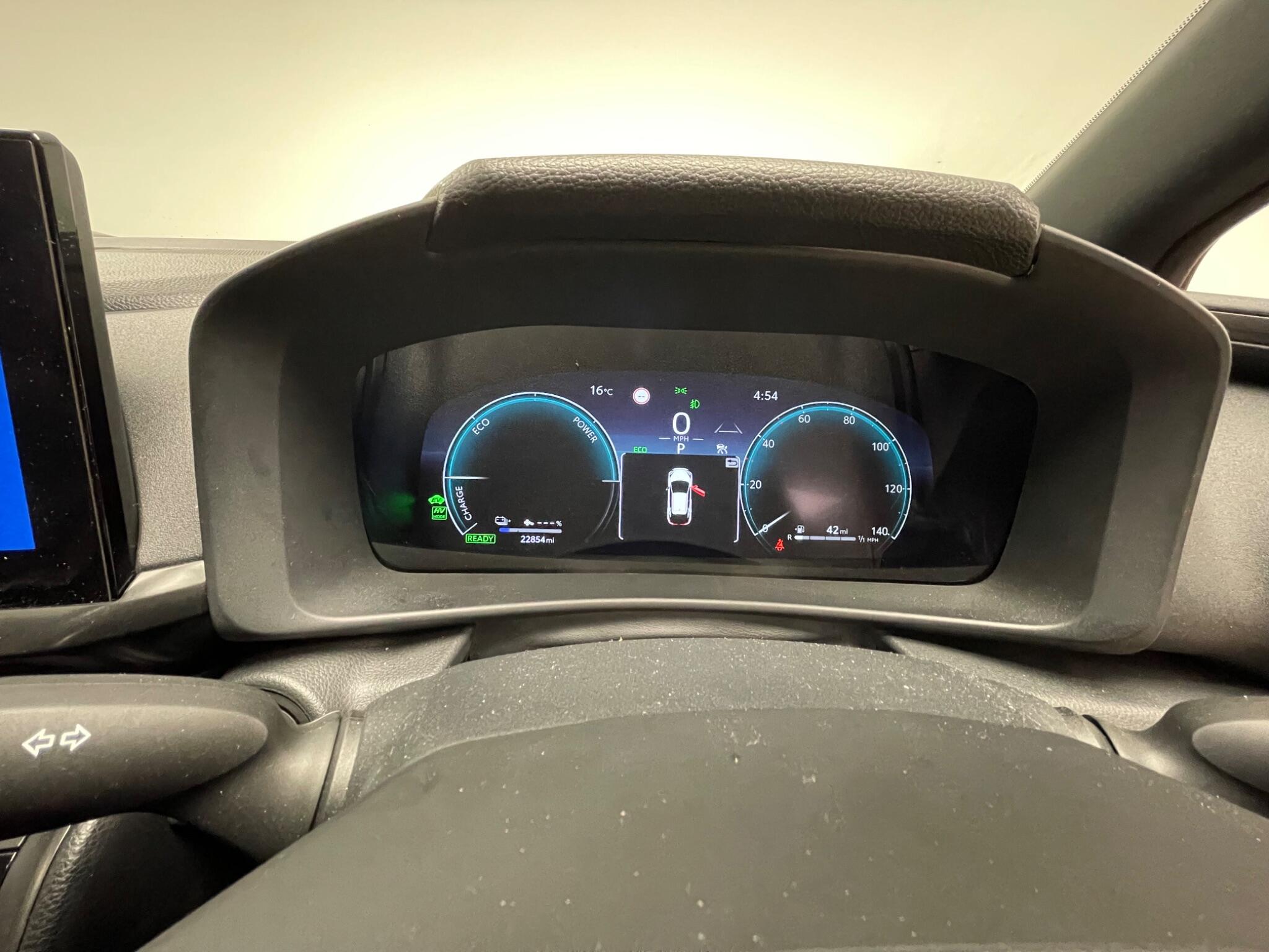 Toyota C-HR view 26