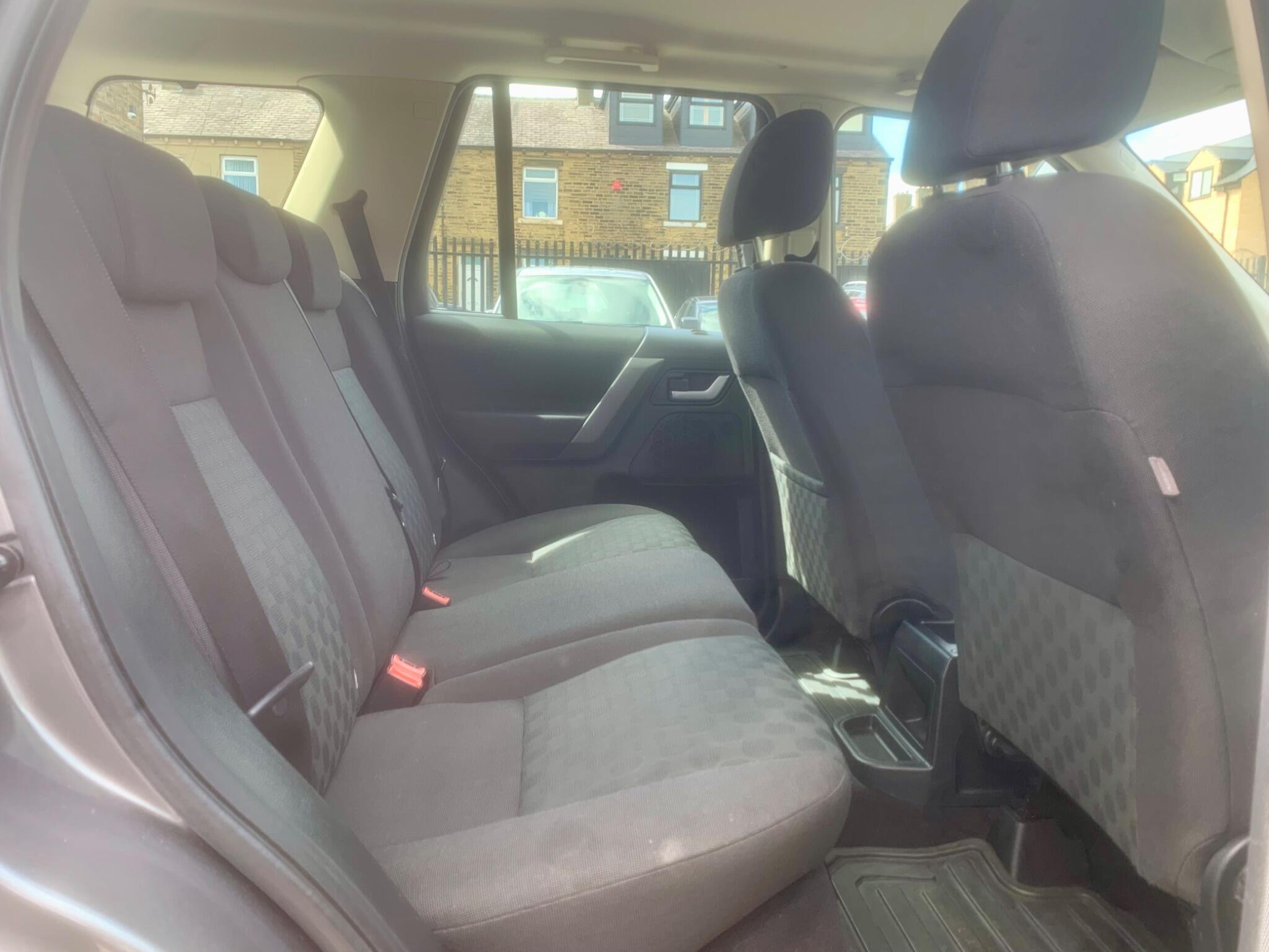 Land Rover Freelander 2 view 44