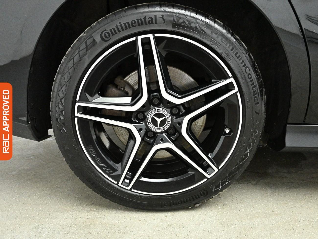 Mercedes-Benz Cla view 28