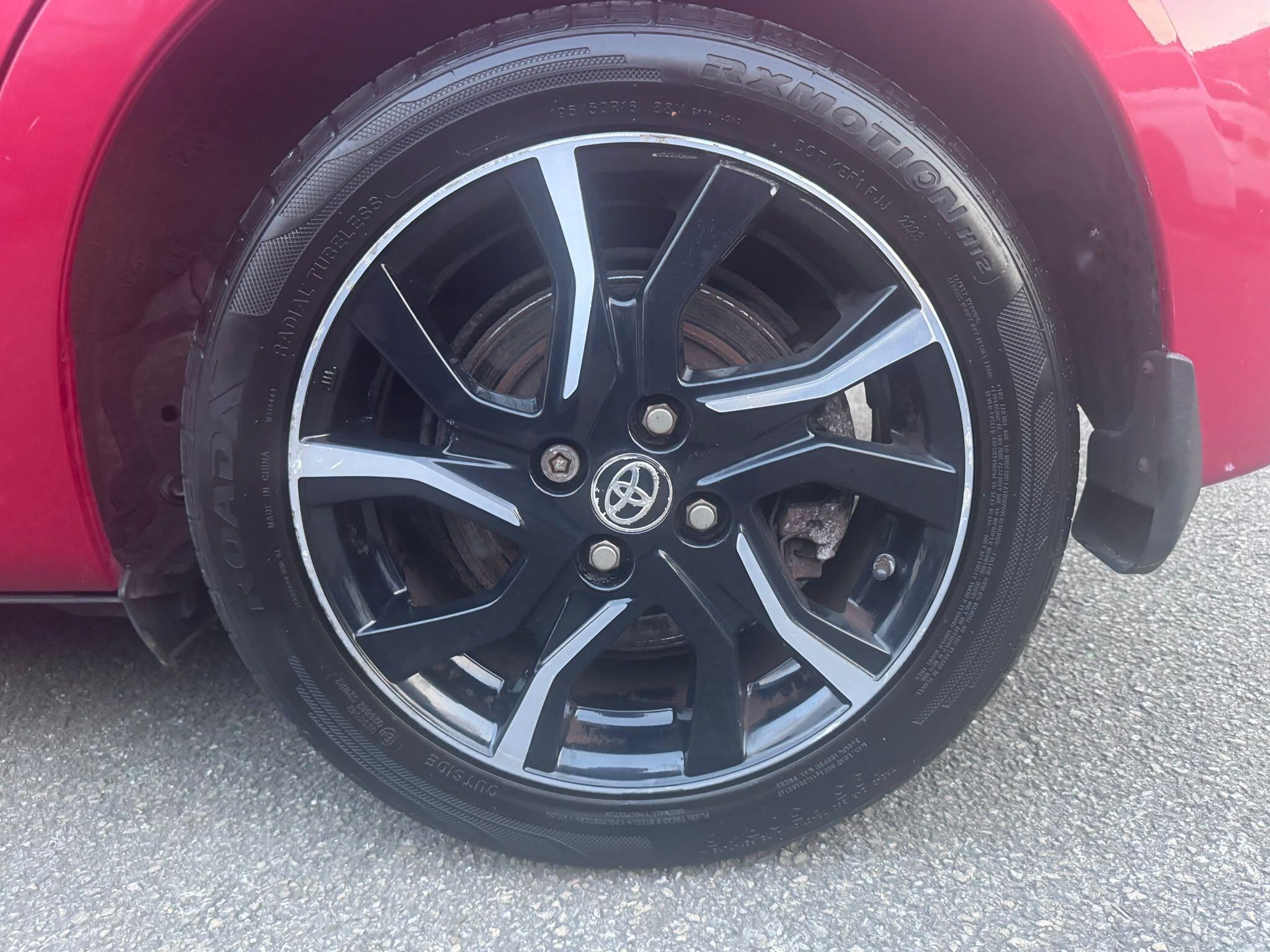 Toyota Yaris view 38