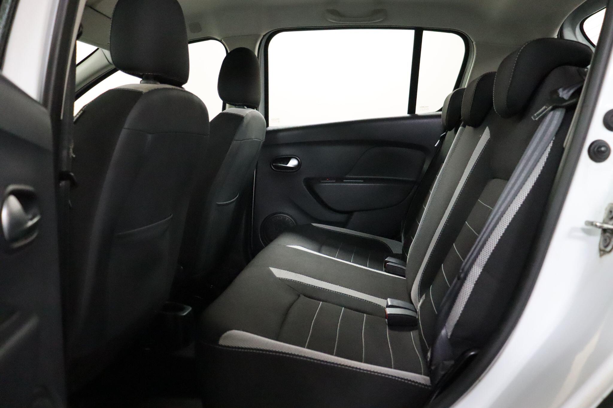 Dacia Sandero Stepway view 41
