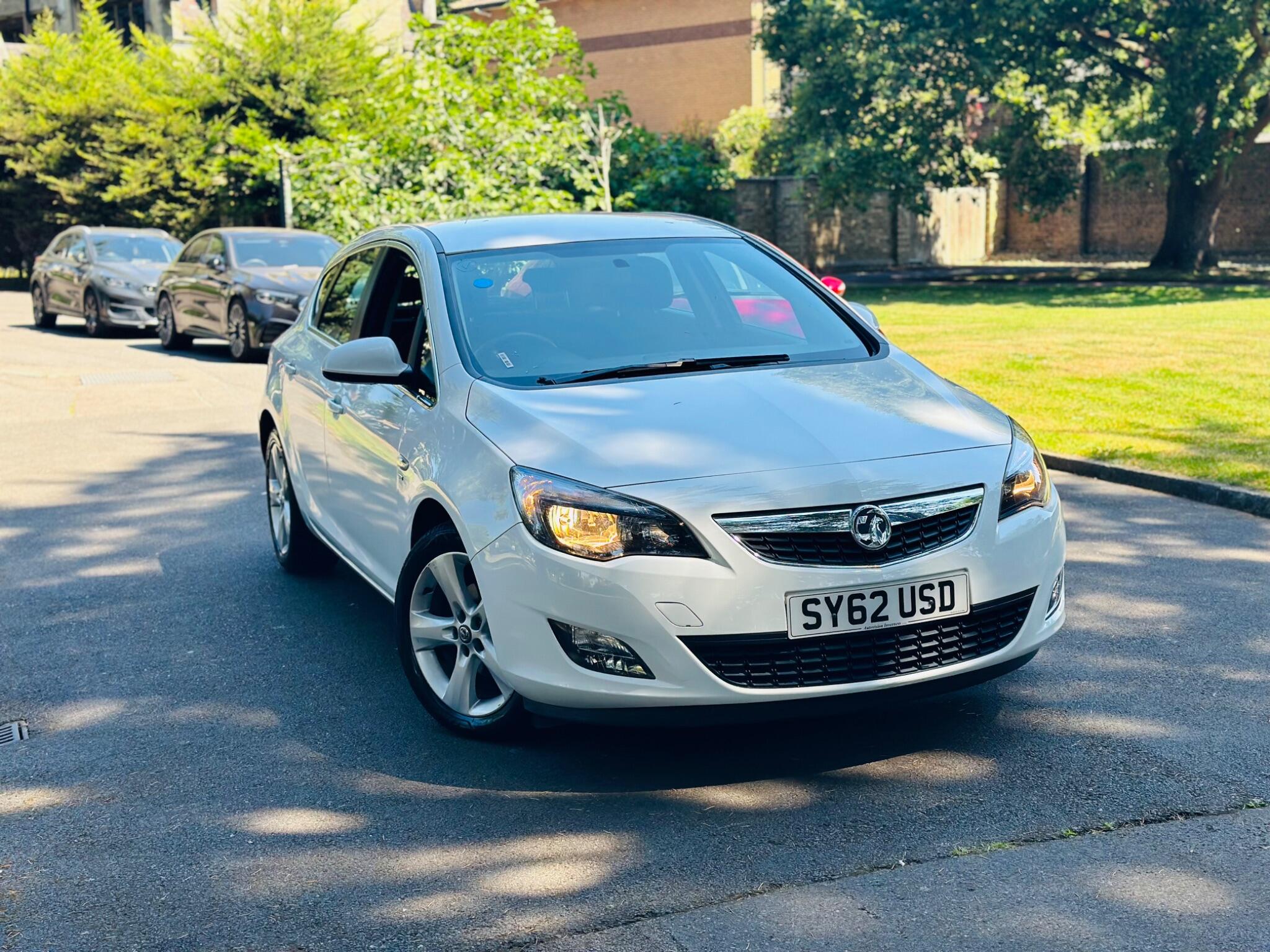 Vauxhall Astra view 18