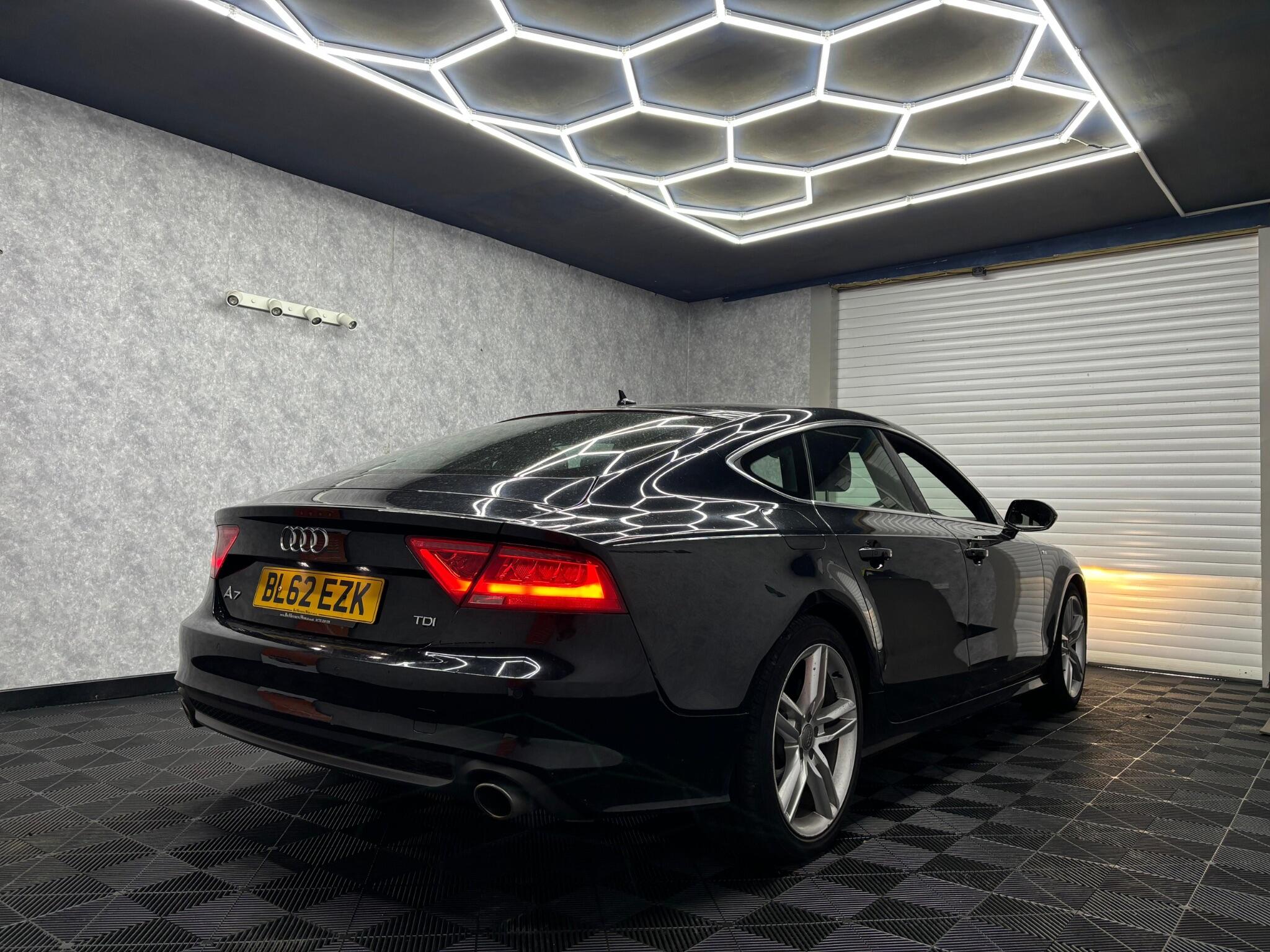 Audi A7 view 2