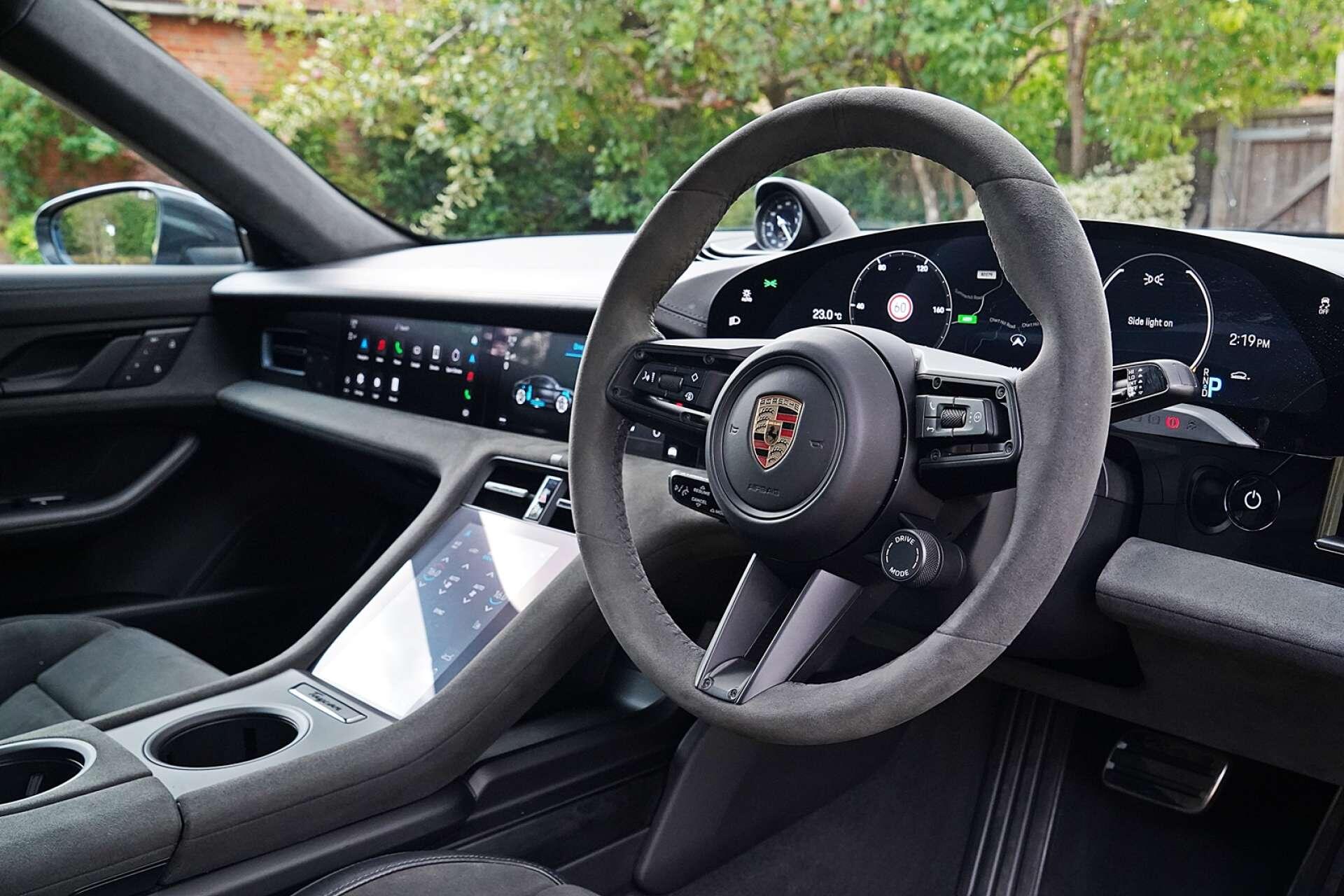 Porsche Taycan view 19