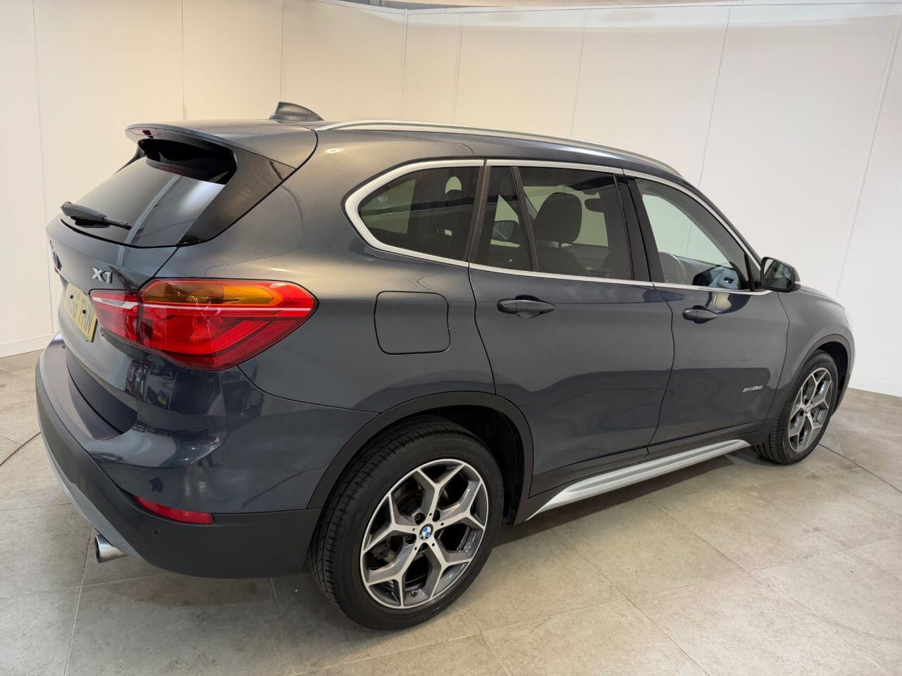 BMW X1 view 6